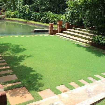Cherilyn Monta Resort - Ratnagiri Vatul Ngoại thất bức ảnh