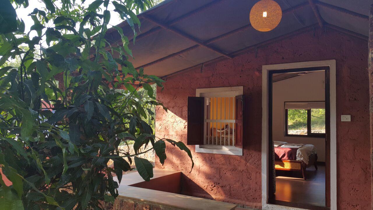 Cherilyn Monta Resort - Ratnagiri Vatul Ngoại thất bức ảnh