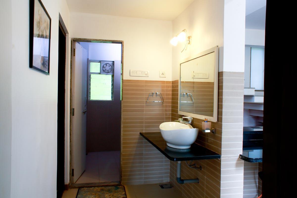 Cherilyn Monta Resort - Ratnagiri Vatul Ngoại thất bức ảnh